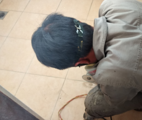 武汉卫生间漏水不敲瓷砖最好的补漏方法