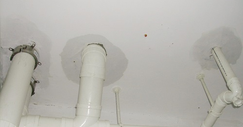 卫生间漏水，不砸砖怎么补漏？不是所有漏水都可以不砸砖补漏