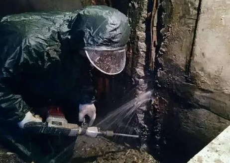 建筑渗漏水堵漏施工中应遵循堵排结合治渗漏
